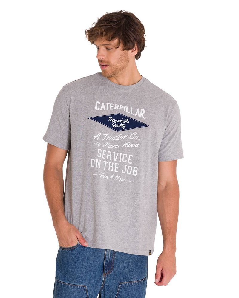 Polera-Manga-Corta-Casual-Hombre-HISTORIC-TRADITIONS-GRAPHIC-TEE-Gris-Cat