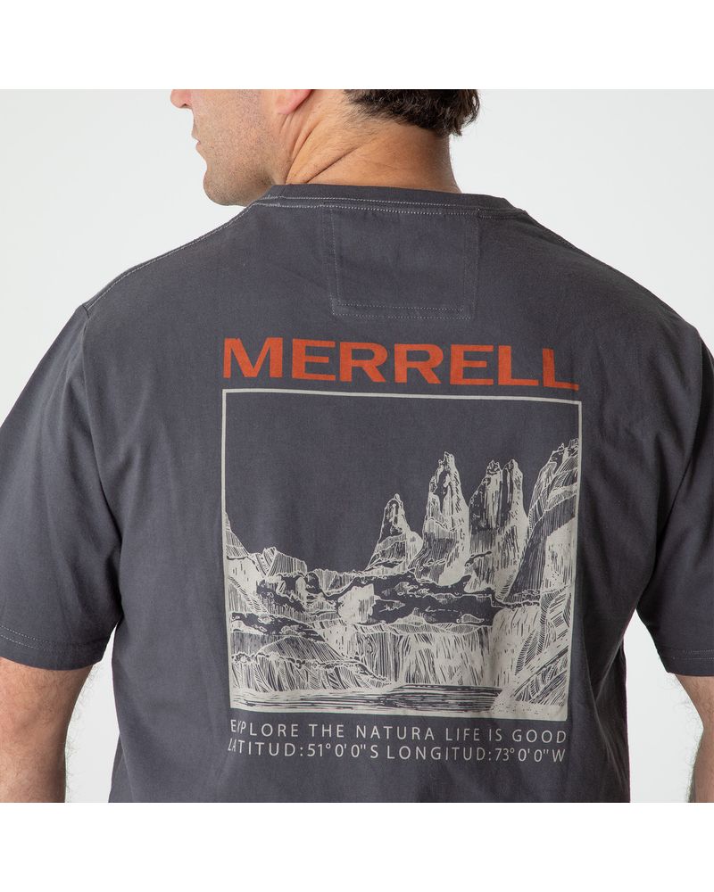 Polera-Manga-Corta-Hombre-Douglas-Gris-Oscuro-Merrell