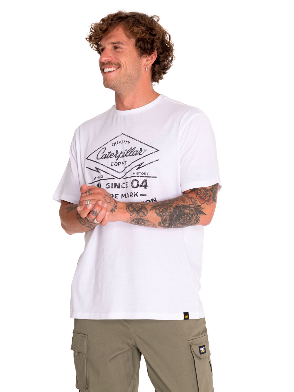 Polera Manga Corta Casual Hombre Historic Tradition Graphic Tee 3 Blanco Cat