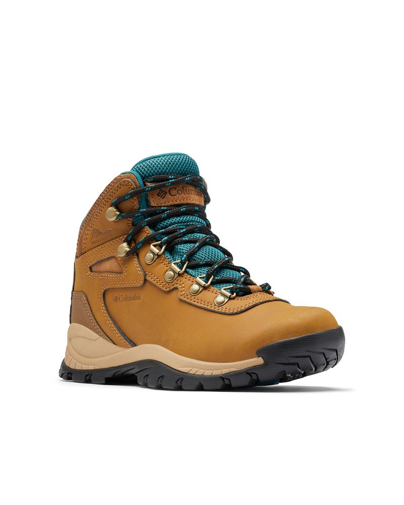 Botin-Mujer-Newton-Ridge-Plus-Beige-Columbia