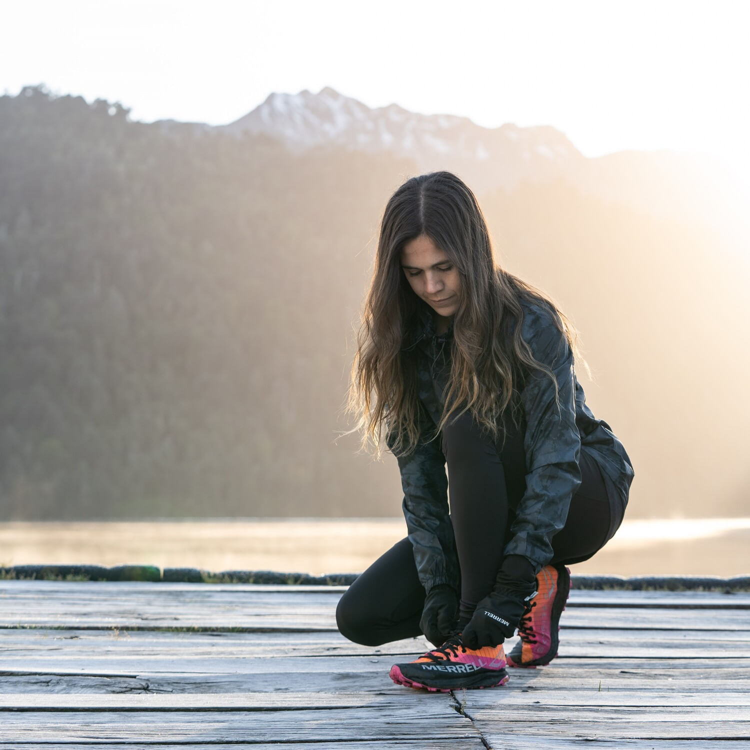 Cortaviento Mujer Trail Running Edición Skyfire Gris Merrell