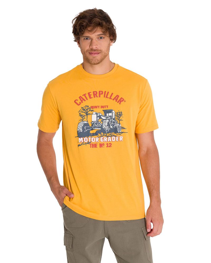 Polera-Manga-Corta-Casual-Hombre-EQUIPMENT-GRAPHIC-TEE-Amarilla-Cat
